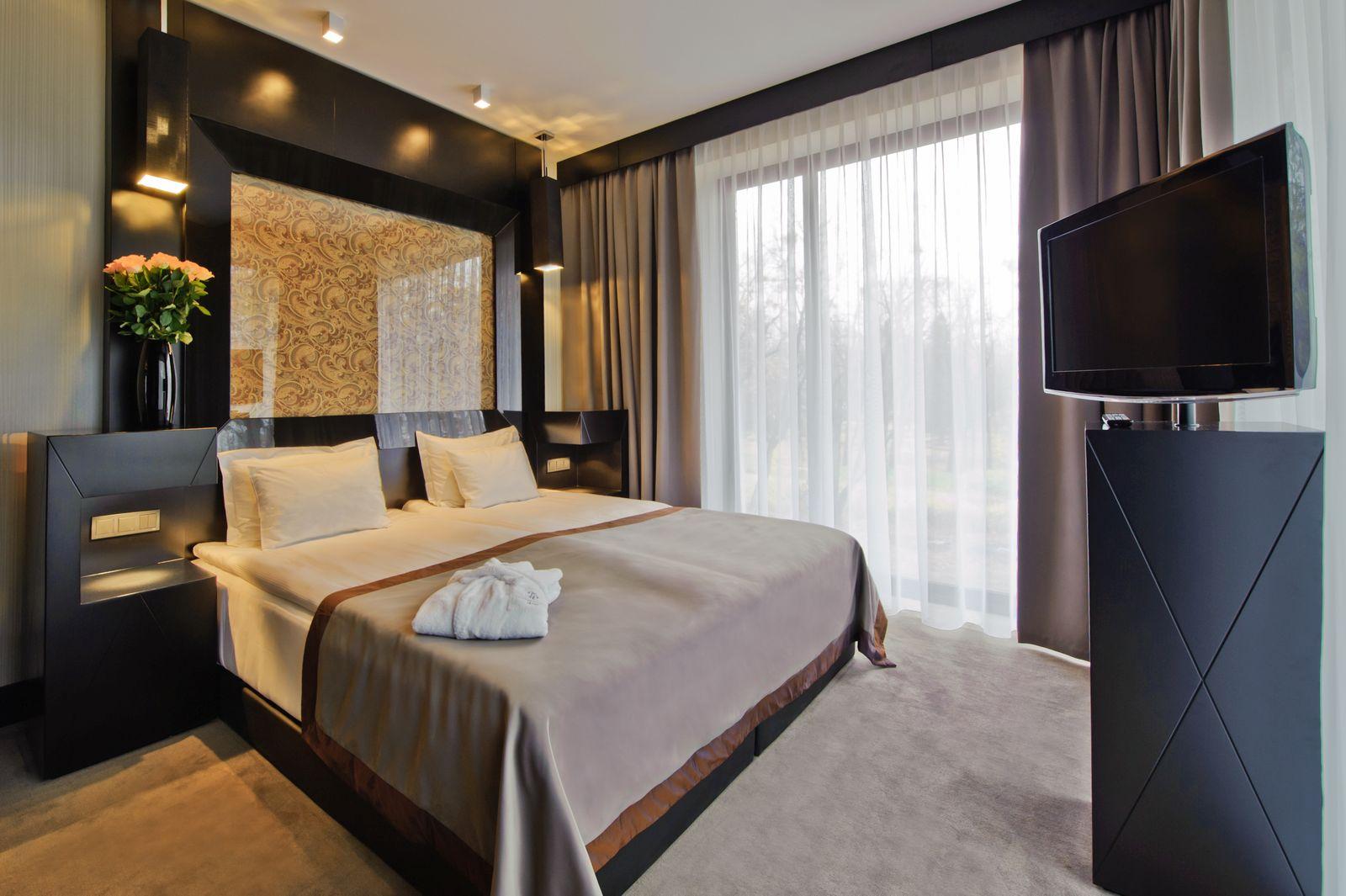Platinum Palace Boutique Hotel & Spa Wroclaw Ngoại thất bức ảnh A room at the hotel