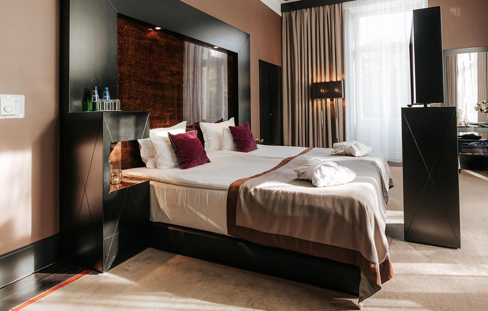 Platinum Palace Boutique Hotel & Spa Wroclaw Ngoại thất bức ảnh A room at the hotel