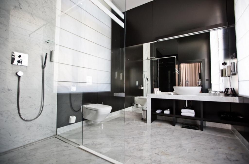 Platinum Palace Boutique Hotel & Spa Wroclaw Ngoại thất bức ảnh Bathroom