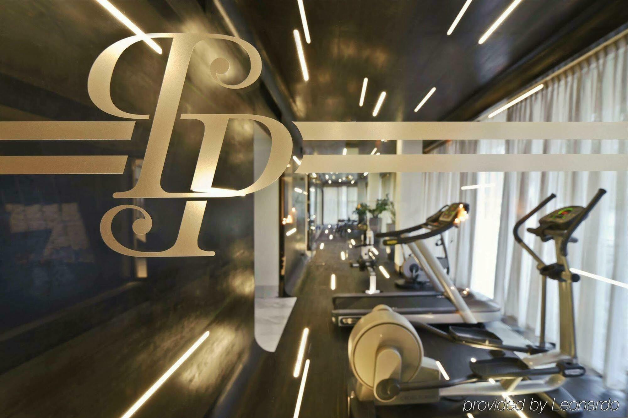 Platinum Palace Boutique Hotel & Spa Wroclaw Ngoại thất bức ảnh The gym at the hotel